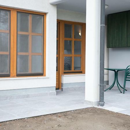 Apartma Spelca Banovci Exteriör bild